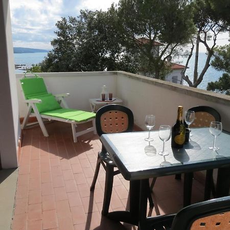 Bellavista Beachfront Apartments Quercianella Extérieur photo